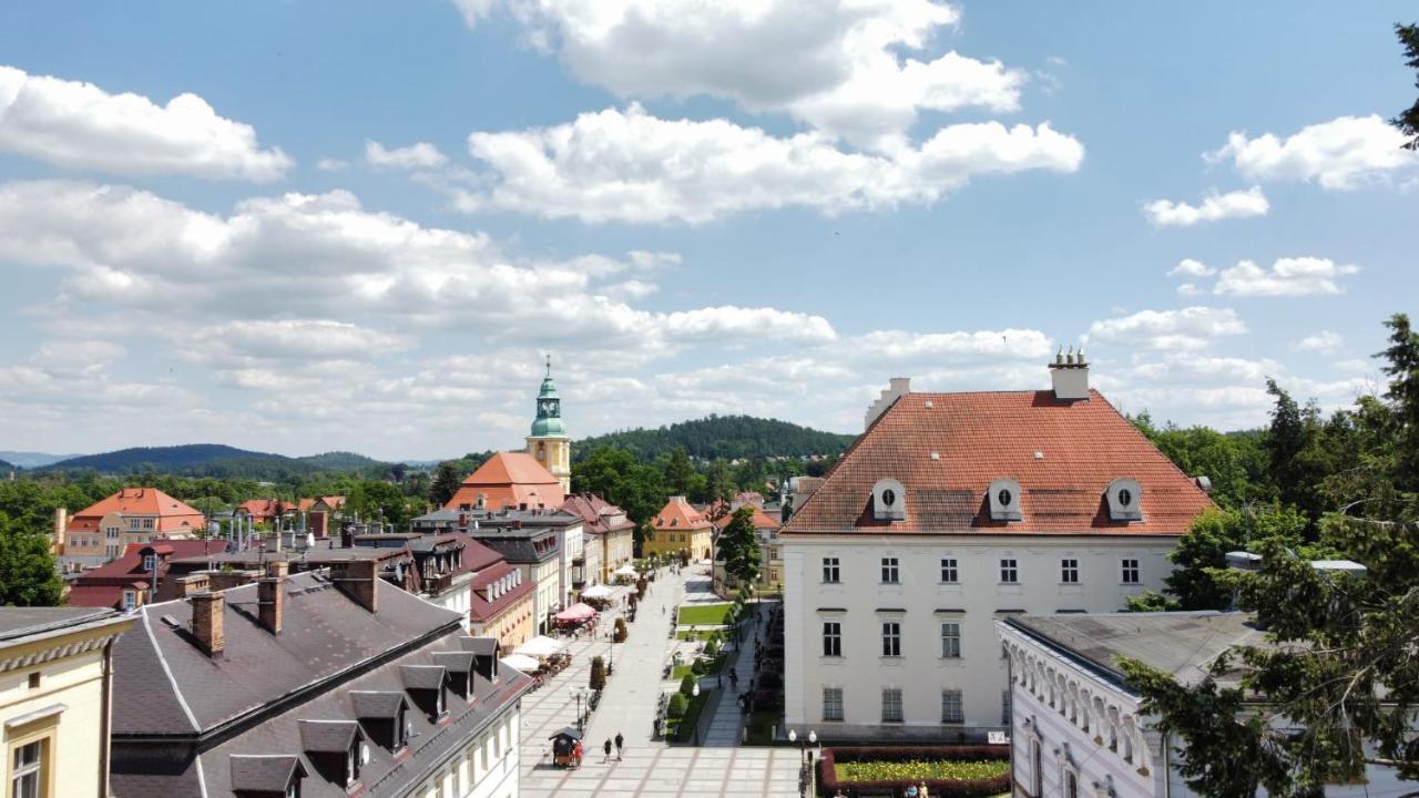 Апартаменты Jodla I Modrzew Еленя-Гура Экстерьер фото